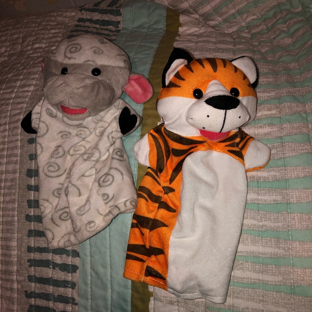 Hand puppets